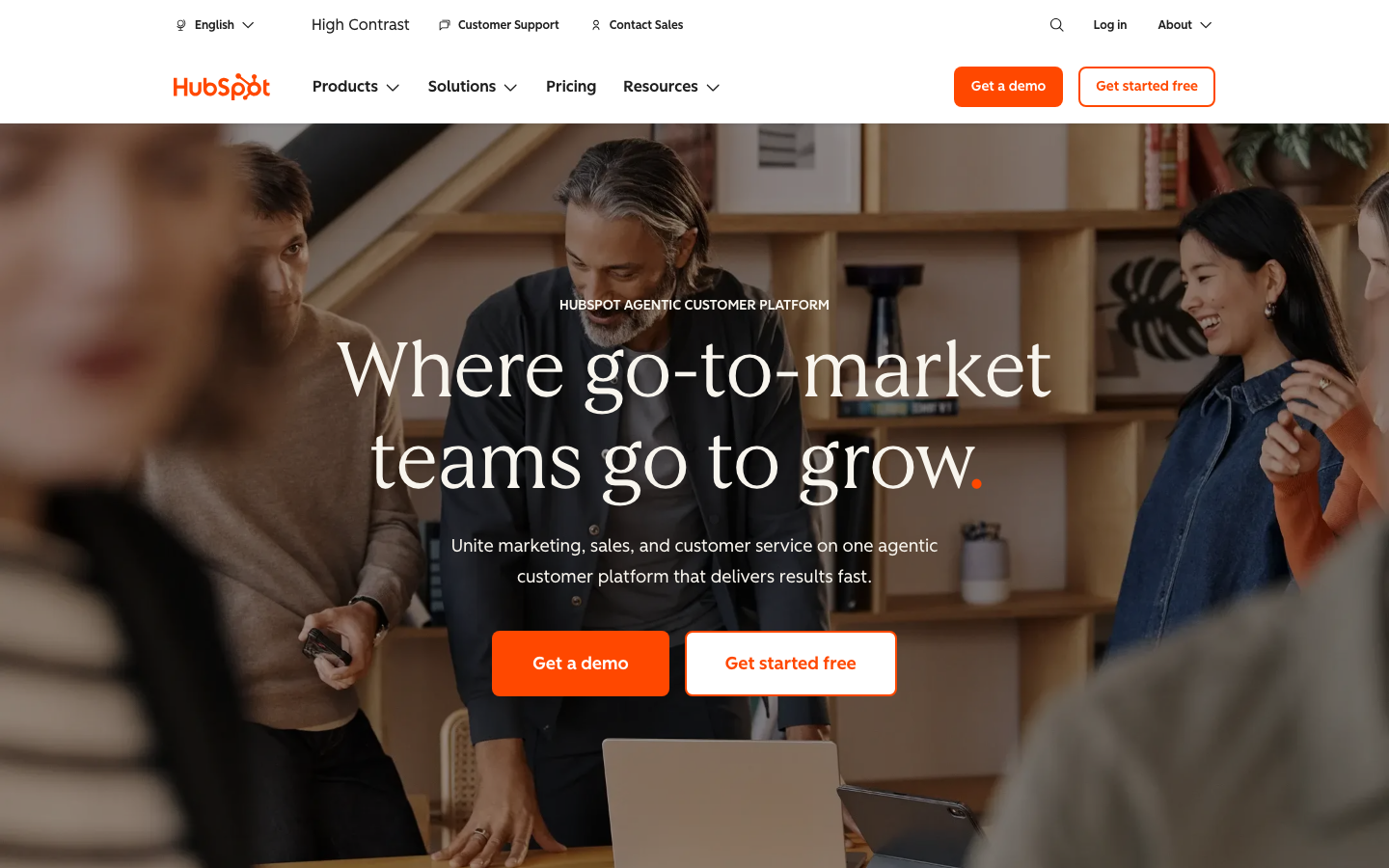 HubSpot Sales Hub 产品界面